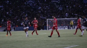 No Baenão, o Vila Nova foi derrotado, nos pênaltis, pelo Remo novo empate sem gols no tempo normal | Foto: Douglas Monteiro/Vila Nova FC