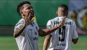 Raposa anunciou atacante sósia de jogador do Santos e que estava no Rio Branco-ES | foto: Arquivo Pessoal
