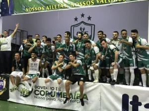 Diante de seu torcedor, Corumbaíba foi campeão em jogo difícil e com muitas emoções | foto: Victor Pimenta / Jornal O Hoje