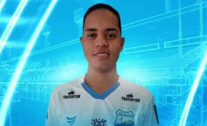 Volante retorna para disputar um Goianão, agora vestindo as cores da raposa, atual campeã | foto: Divulgação / GEA