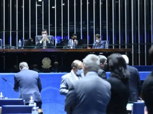 PEC irá abrir R$ 65 bi em orçamento de 2022 | Foto: Reprodução/ Voto