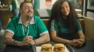 O Palmeiras afirma ter sido vítima de "marketing de emboscada" em uma propaganda produzida pelo Burger King | Foto: Reprodução