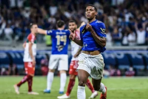 Cruzeiro x Brusque, pelo Campeonato Brasileiro, no Mineirão, em Belo Horizonte . Foto: Gustavo Aleixo/Cruzeiro IMPORTANTE: Imagem destinada a uso institucional e divulgação, seu uso comercial está vetado incondicionalmente por seu autor e o Cruzeiro Esporte Clube. IMPORTANT: image intended for institutional use and distribution. Commercial use is prohibited unconditionally by its author and Cruzeiro Esporte Clube.
