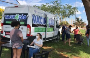 Ação itinerante da Prefeitura de Goiânia passou por três locais nesta quarta-feira (08) e atenderá o público no Estádio Antônio Accioly, do Atlético-GO, nesta quinta (09). | Foto: Divulgação