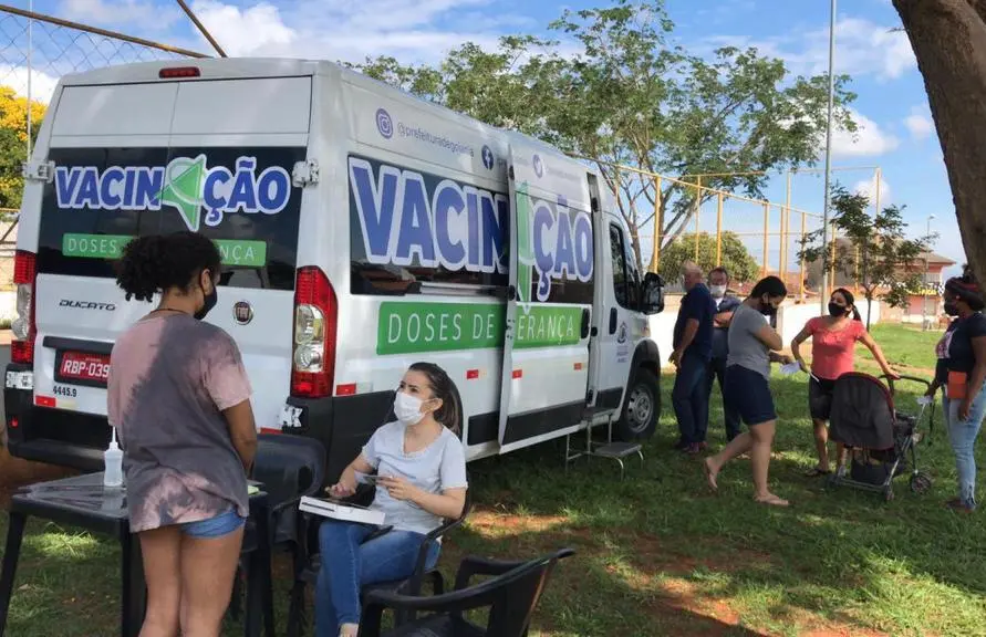 Ação itinerante da Prefeitura de Goiânia passou por três locais nesta quarta-feira (08) e atenderá o público no Estádio Antônio Accioly, do Atlético-GO, nesta quinta (09). | Foto: Divulgação