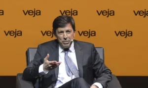 João Amoêdo, candidato à Presidência pelo Partido Novo, durante entrevista organizada pela Revista Veja, em São Paulo.