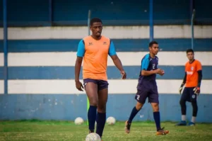 Volante Bruno Cruz estava recentemente atuando no Glória, na disputa da Divisão de Acesso gaúcha | foto: Comunicação Glória RS