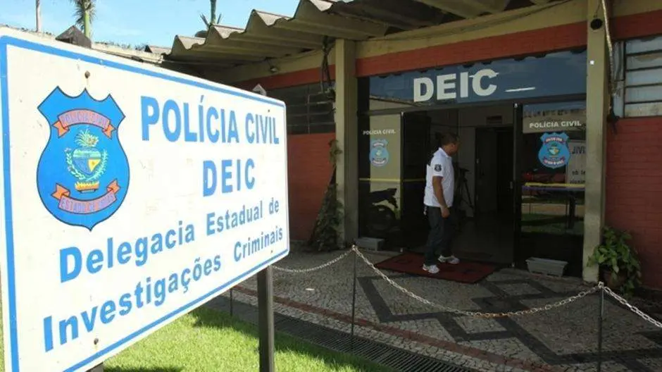 Os suspeitos são acusados de abordar o gerente do comércio, atirar contra ele e roubar a quantia de R$ 160 mil | Imagens: Divulgação/ PCGO