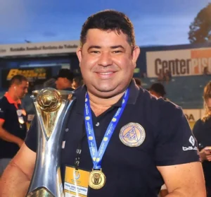 Presidente falou sobre a definição dos grupos que colocou Aparecidense, Atlético e Vila Nova frente à frente | foto: Nicolle Mendes / Aparecidense