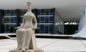 Após ser aprovado em concurso, o homem foi impedido de participar do curso de formação por estar seus direitos políticos suspensos | Foto: Reprodução/Valter Campanato/Agência Brasil