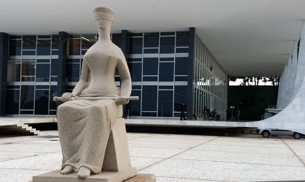 Após ser aprovado em concurso, o homem foi impedido de participar do curso de formação por estar seus direitos políticos suspensos | Foto: Reprodução/Valter Campanato/Agência Brasil