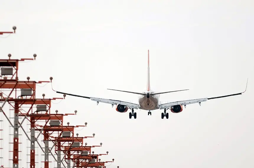 Além de revogar e revisar dispositivos do Código Brasileiro de Aeronáutica (CBA), a medida cria uma nova tabela para a Taxa de Fiscalização da Aviação Civil | Foto: Reprodução/Pedro Ventura/Agência Brasília