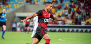 João Lucas atuou nas categorias de base do Goiás e em caso de negociação com futebol internacional, equipe esmeraldina recebe 10% | foto: Arquivo pessoal