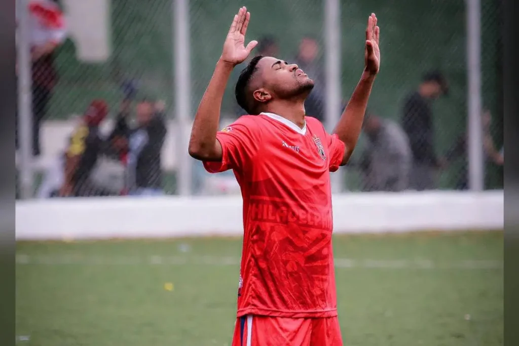 Anderson Lourenço havia vencido, recentemente, campeonato com seu time amador | Foto: Reprodução/Facebook