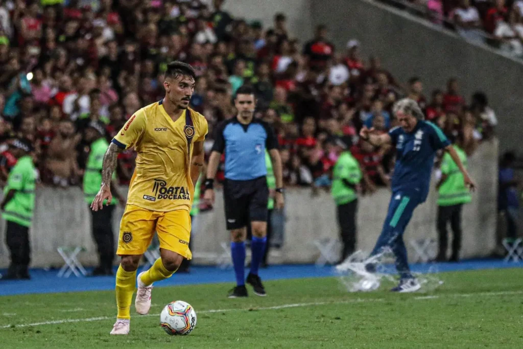 Nathan Gomes atuou diante do Flamengo no Carioca de 2020, no Maracanã, na ocasião, o time rubro-negro comandado por Jorge Jesus | foto: Arquivo pessoal