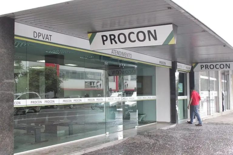 Objetivo do atendimento oferecido pelo órgão é auxiliar na negociação de dívidas, que ocorre por meio de audiências de conciliação entre consumidores e credores. | Foto: Reprodução