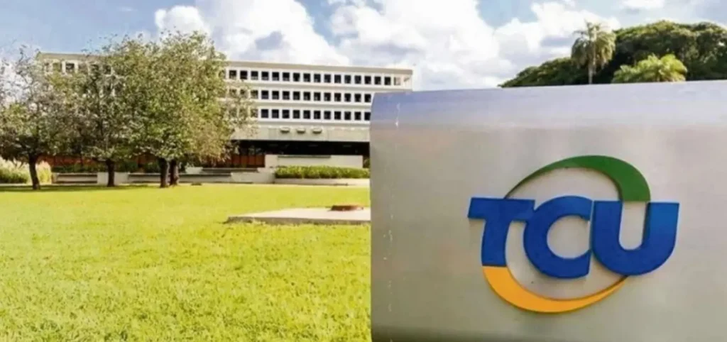 Foram mapeados contratos de 2017 a 2020