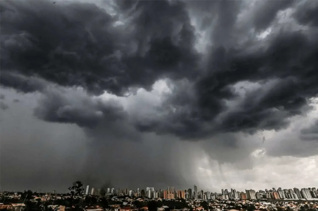 Inmet emite alerta laranja devido áreas de instabilidade e fortes chuvas no estado de Goiás | Foto: Reprodução