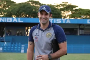 Treinador foi o entrevistado do Sem Censura da TV Brasil e falou mais sobre o título da Aparecidense na Série D | foto: Nicolle Mendes / Aparecidense