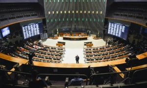 Brasília – Plenário da Câmara dos Deputados antes do inicio da discussão do relatório do Impeachment (Antônio Cruz/Agência Brasil)
