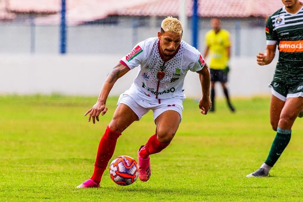 Atacante Erick Bahia recentemente estava no Petrolina, onde marcou três gols em oito jogos | foto: Arquivo pessoal