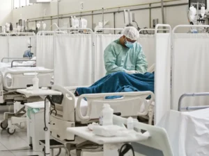 Duas crianças morrem por dia devido a Covid-19 no Brasil