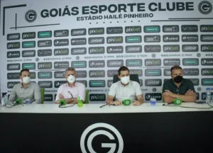 Treinador já assume equipe esmeraldina na próxima terça-feira, na disputa da primeira fase da Copa do Brasil | foto: Rosiron Rodrigues / Goiás EC