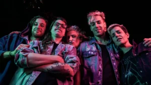 Música conta um pouco da história do quinteto desde que começaram e relata um processo de superação | Foto: Julia Pessini e Amare Audiovisual
