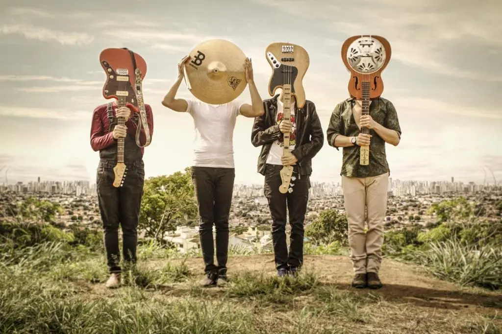 A banda Os Blankas está na ativa desde 2018, sendo que sua primeira apresentação ocorreu justamente no palco do Lowbrow | Foto: Milena Massarani