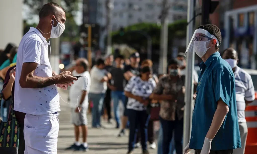 Em relação à vacinação, apenas 72% dos goianos se vacinou com duas doses ou mais, ou seja, mais de 1/4 da população segue com esquema vacinal incompleto | Foto: reprodução