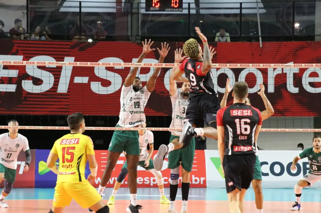 Time Esmeraldino completou a marca de quatro jogos consecutivos sem vencer na Superliga Masculina de Vôlei | Foto: Jéssica Teles/Sesi-SP