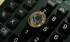 Economia, Moeda Real,Dinheiro, Calculadora