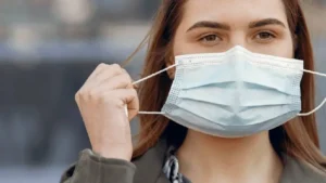 Países como Reino Unido, França, Espanha e Dinamarca já declararam que a covid-19 será tratada como epidemia | Foto: reprodução