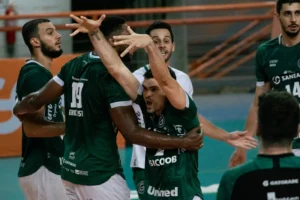 Goiás Vôlei vence o Vôlei Renata e ganha fôlego na luta pela permanência na Superliga | Foto: Tathy Serbêto/Goiás Vôlei