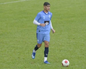 O zagueiro Luizão foi o autor do gol marcado pelo Grêmio Anápolis no empate com o Goianésia, no último domingo (20) | Foto: Grêmio Anápolis