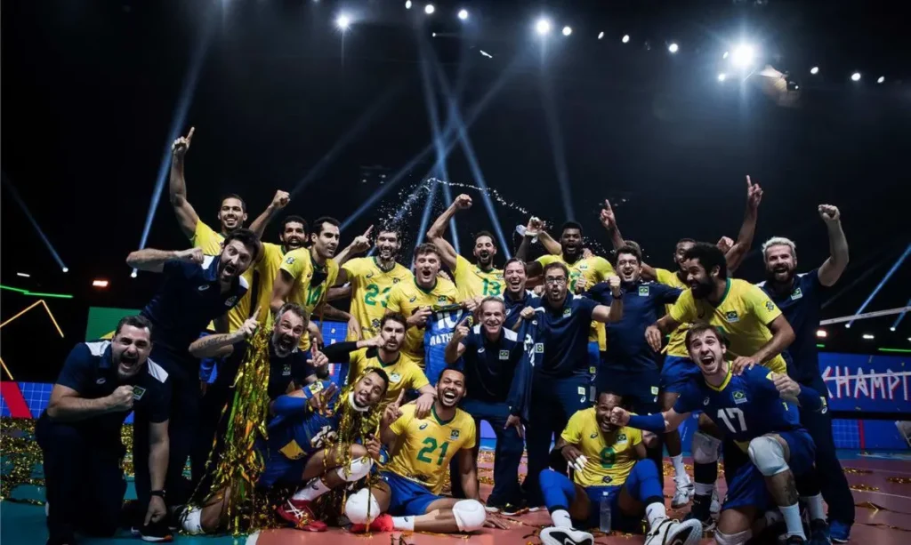 Enquanto a seleção feminina busca o título inédito, a masculina tenta conquistar o bicampeonato | Foto: FIVB
