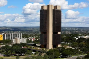 Para a consulta, é necessário apenas o CPF e data de nascimento ou CNPJ e data de criação da empresa | Foto: Reprodução