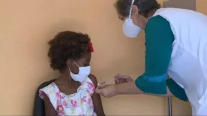Em Goiânia, o imunizante começou a ser aplicado quatro dias depois da autorização da Anvisa | Foto: Reprodução