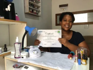 Programa repassa até R$ 5 mil para alunos que concluíram cursos do Goiás Social, via Colégios Tecnológicos, adquirirem equipamentos para iniciar ou ampliar o próprio negócio | Foto: Talita Prudente