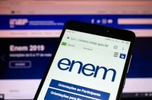 SÃO PAULO, SP, 03.05.2019  ENEM-2019: O Instituto Nacional de Estudo e Pesquisas Educacionais Anísio Teixeira (INEP), divulgou nesta quinta-feira (2), o resultado de solicitação de recurso da isenção da taxa de inscrição do Exame Nacional do Ensino Médio (Enem) 2019. As inscrições para prova começam na próxima semana a partir do dia 6 de maio até o dia 17. (Foto: Adriana Toffetti/A7 Press/Folhapress)