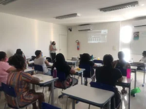 Entre modalidades disponíveis estão: cerimonial de eventos, auxiliar de contabilidade, alongamento de unhas e maquiagem profissional | Foto: Reprodução/Internet