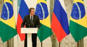 Bolsonaro ainda insinuou que os ministros seriam motivados por inclinações políticas | Foto: Reprodução