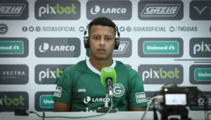 Lateral-direito deve seguir entre os titulares na partida contra o Anápolis que ele vê como difícil | foto: Rosiron Rodrigues / Goiás EC