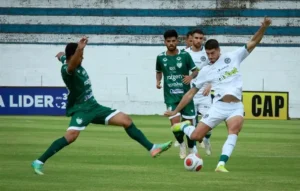 Pedro Raúl marca seu primeiro gol com a camisa esmeraldina em goleada sobre a Jataiense por 3 a 0 | foto: Rosiron Rodrigues / Goiás EC