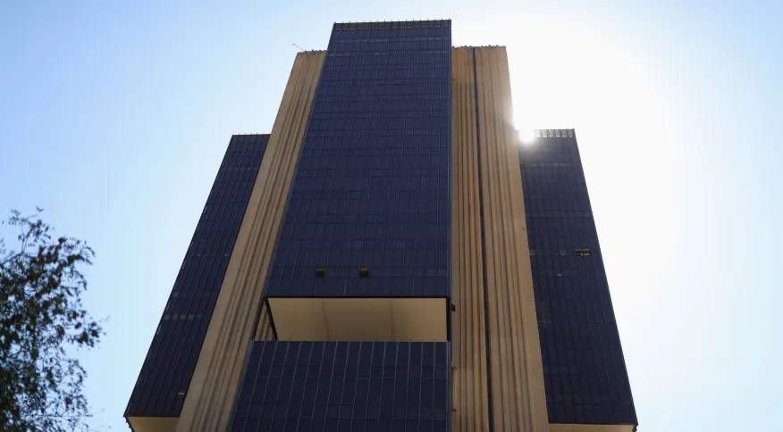 Nessa segunda-feira (07/02), o Banco Central divulgou site exclusivo onde empresas e cidadãos brasileiros poderão consultar saldo esquecido em contas bancárias | Foto: Reprodução