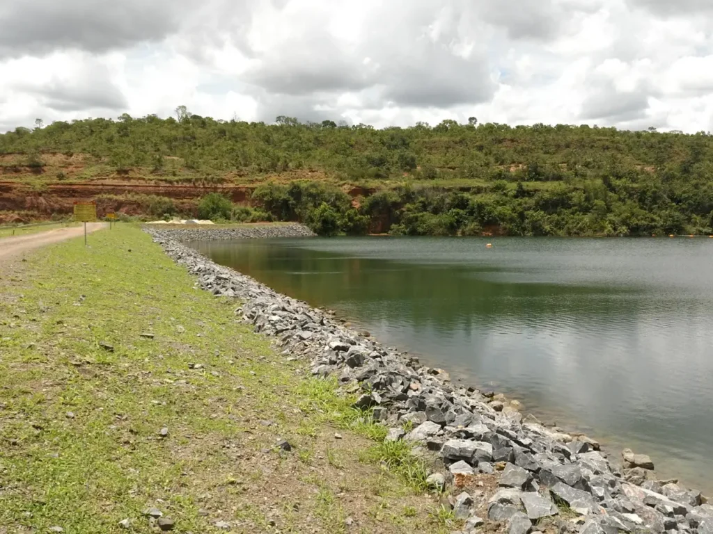 Praticamente inexistente antes de 2019, monitoramento conta com inscrição online e obrigatória para barramentos de todo tamanho, tipo ou idade. | Foto: Semad