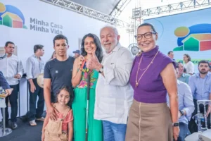 Presidente diz que país precisa de programa para classe média-baixa. | Foto: Ricardo Stuckert