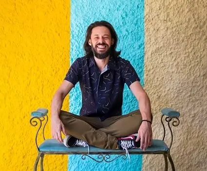 Depois de meses de laboratório em clubes de comédia pelo Brasil, o artista está ansioso para mostrar seu novo show | Foto: Divulgação