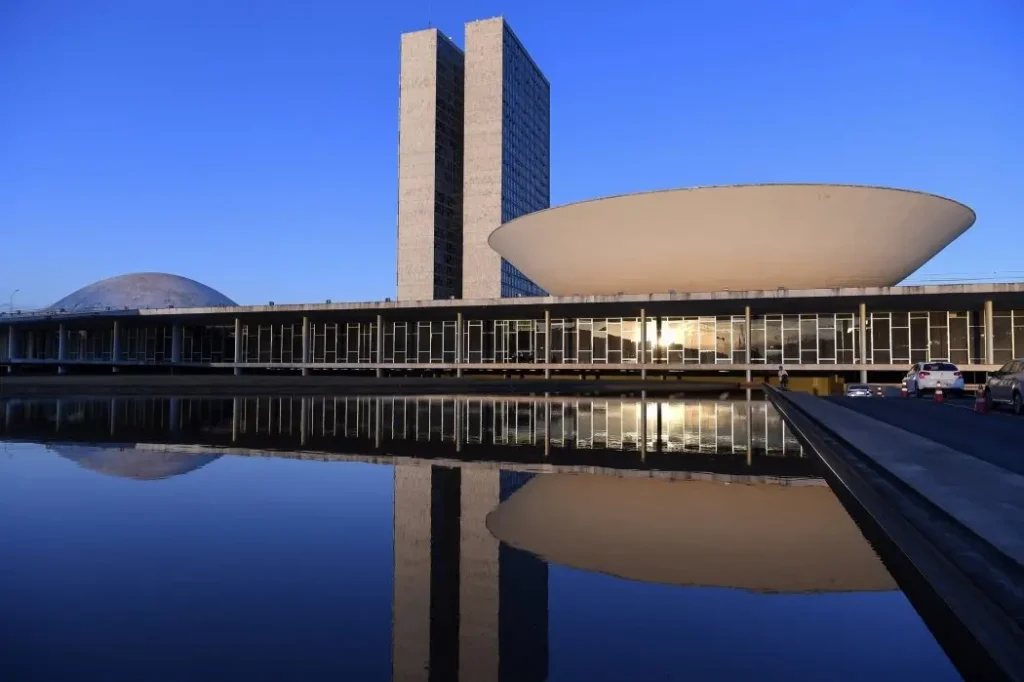 Com a desistência da legenda, a relatoria do Orçamento 2024 ficaria com o União Brasil. | Foto: Câmara