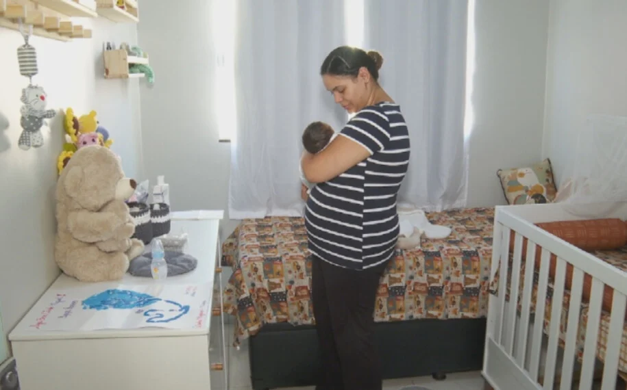 Bebê conquista direito a registro civil após nascer em casa em Trindade